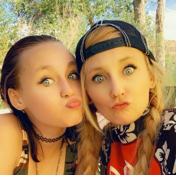 Meet your Posher, Jacquelyn - Picture 1 of 1